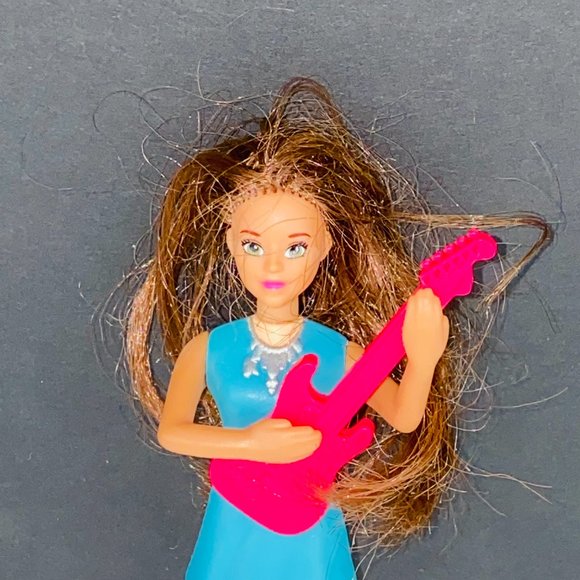 Barbie McDonalds Brown Hair Green Eyed Musician Girl With Guitar Doll Kids Toy - Picture 2 of 5